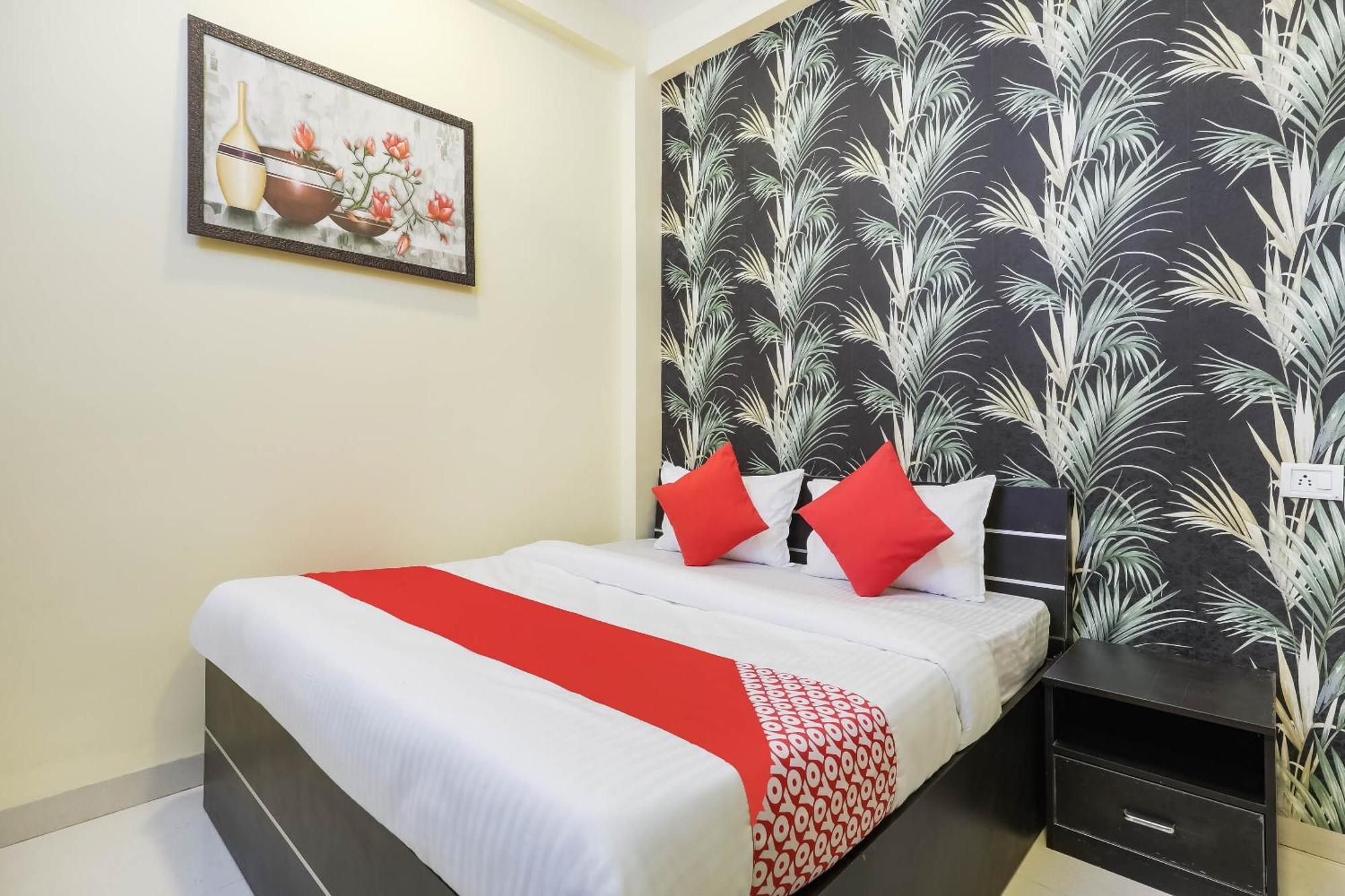 Hotel O The Dreams إندور المظهر الخارجي الصورة